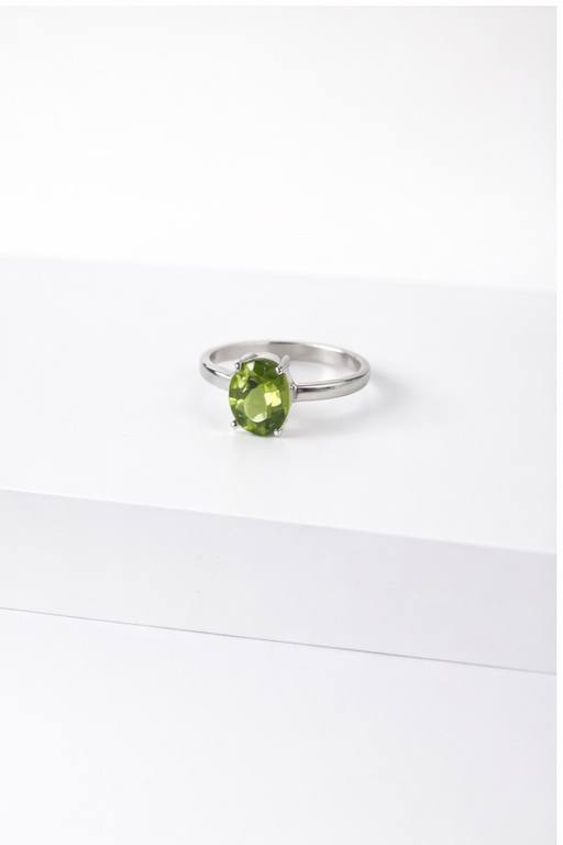 Green Peridot solitaire birth stone ring