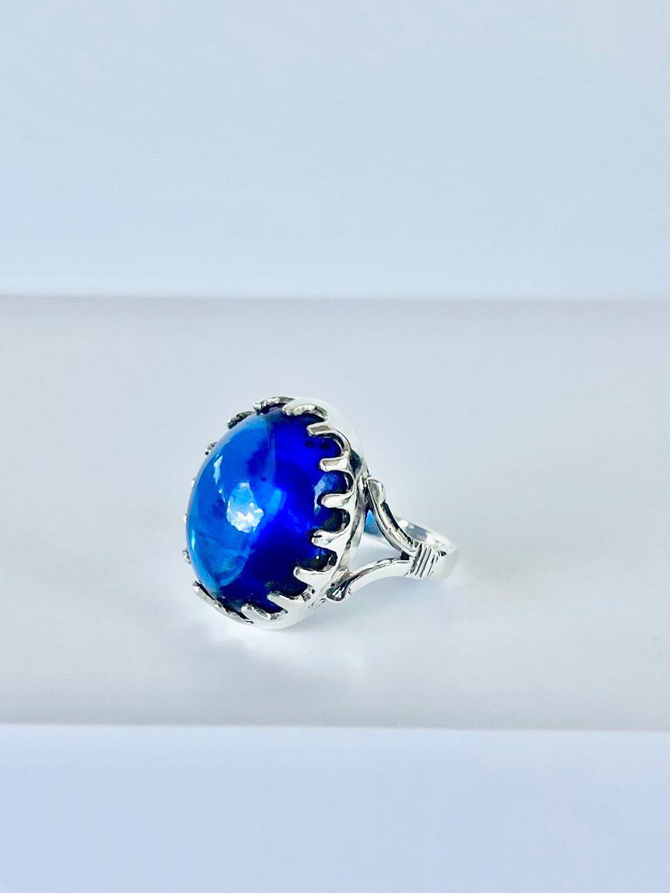 Gemstones with Sterling Silver &nbsp;Vintage Blue sapphire Ring