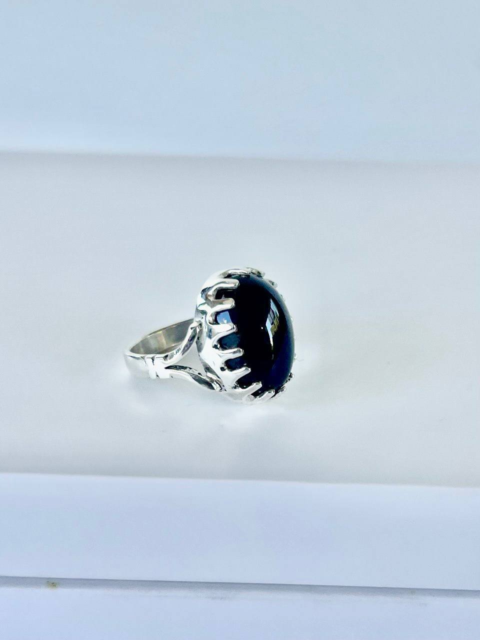 Gemstones with sterling silver Black onyx Ring