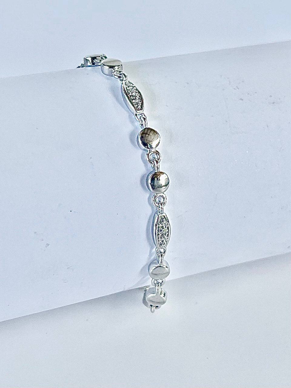 Generic Silver bracelets